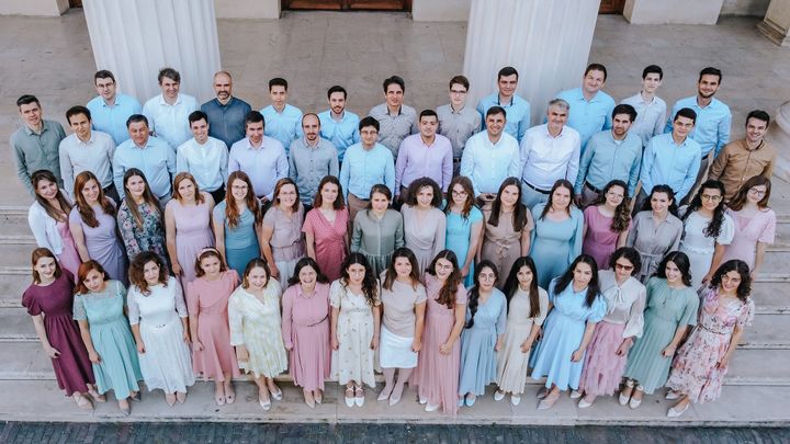 Există Dumnezeu - Corul și Orchestra Evanghelic: Cântări de Nicolae Moldoveanu