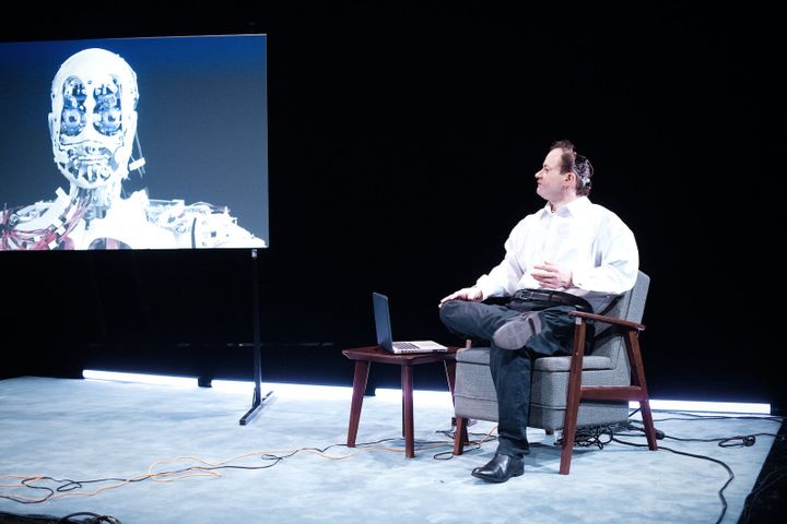 Uncanny Valley @ TNRS - Scena Digitala