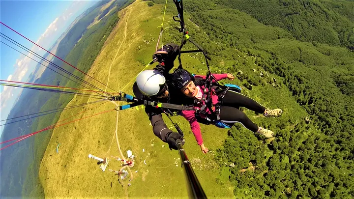 Baia Mare: AirSports - Zbor cu parapanta în tandem