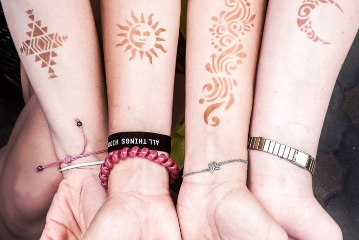 Tatuaje cu henna - kit-uri pentru realizarea tatuajelor acasa