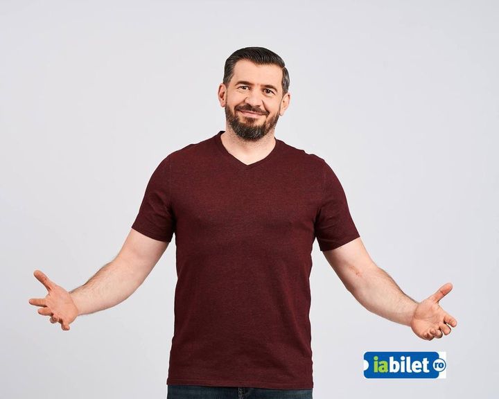 Baia Mare: Ziua APROAPE @ Teatrului Municipal