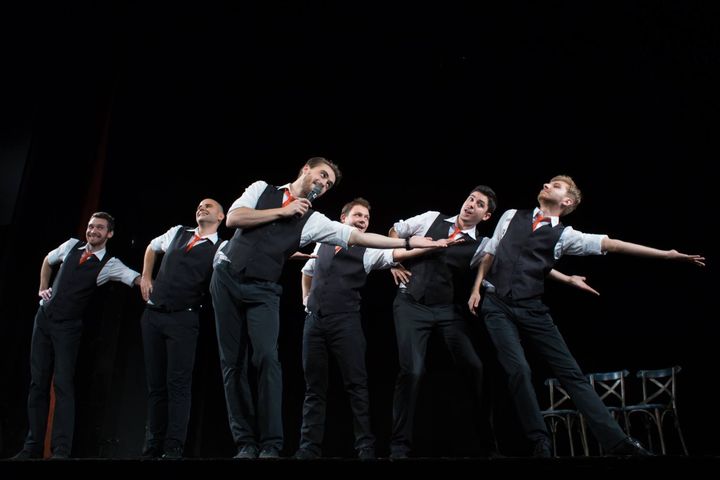 Cisnădie: Impro Show - Backstage Boys