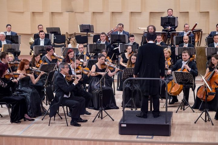 Sibiu: CONCERT SIMFONIC SUSȚINUT DE ORCHESTRA FILARMONICII BRAȘOV